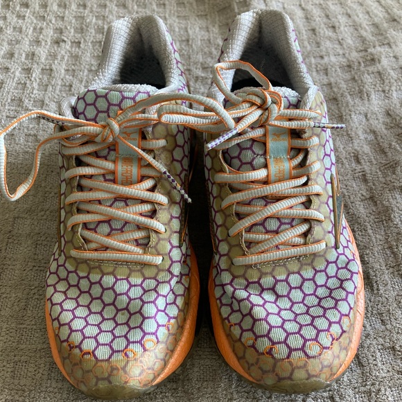 Mizuno Shoes - Women’s Mizuno Wave Prophecy 3 Size 8.5 Excellent Used Condition